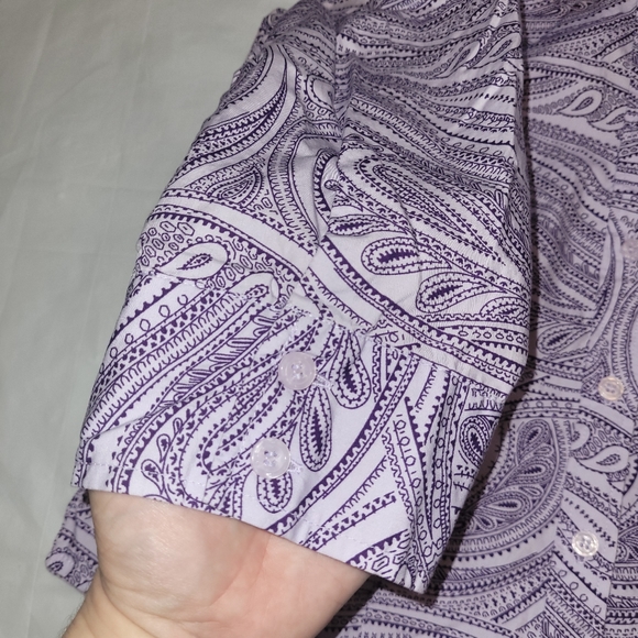 Style & Co Petite: Purple Paisley 3/4 Sleeve, Deep-Cut Button-Down Top, Size 8P - Picture 7 of 16
